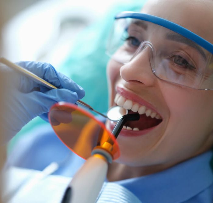 Understanding the Differences and Overlaps Between Restorative and Cosmetic Dentistry